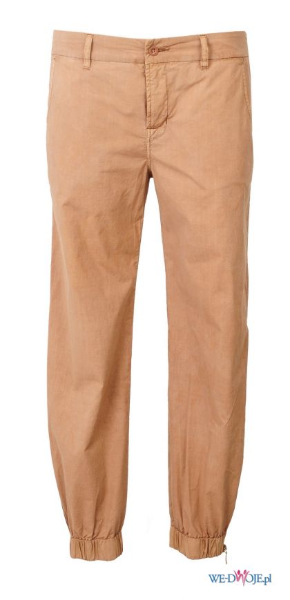 beżowe spodnie Stefanel - trendy wiosenne